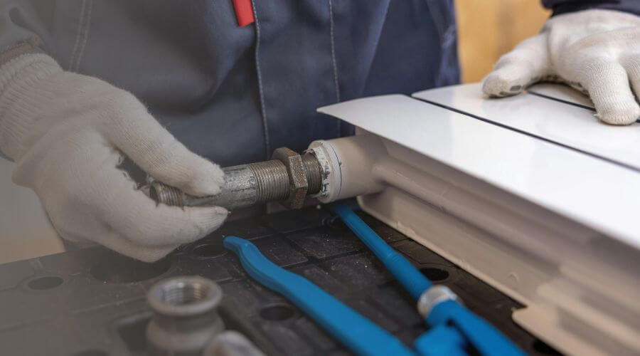 Professional water heater repair services in Ellendale, DE